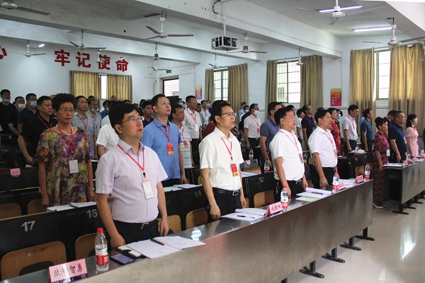 我院第二届十次职工（会员）代表大会成功召开