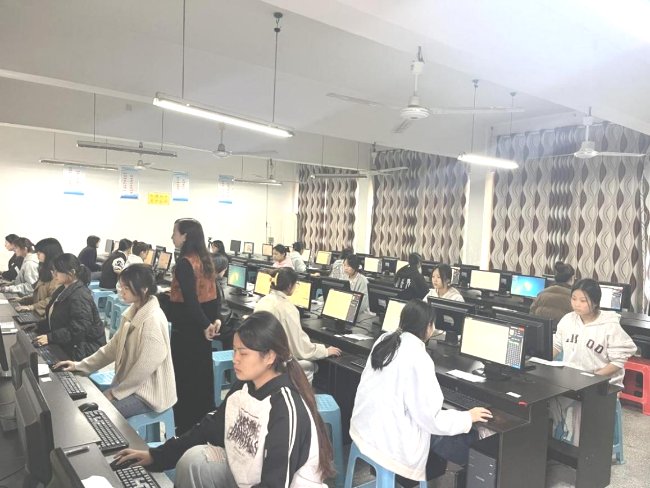 匠心筑梦 技展风华 ——经贸旅游学院顺利举办美容美发师职业技能等级认定考试