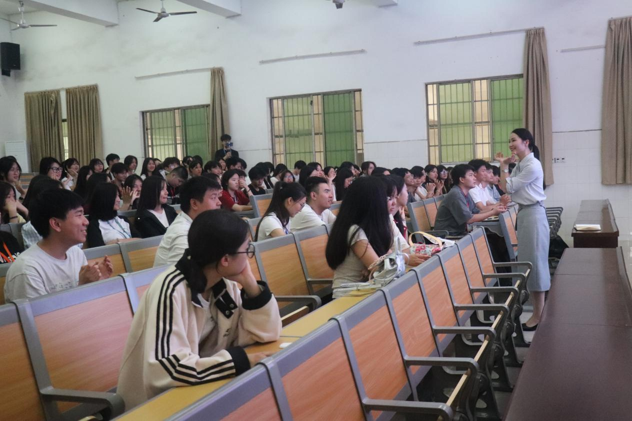 衡阳技师学院学生讲解队伍专题培训活动顺利开展