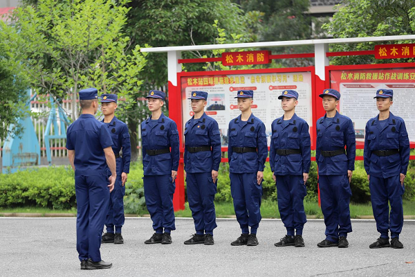 衡阳技师学院首届“消防救援专业定向班” 51名学员进行入职前培训