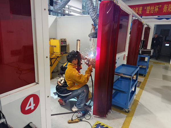 “楚怡杯”衡阳市职业院校技能竞赛焊接技术赛项在我院举行