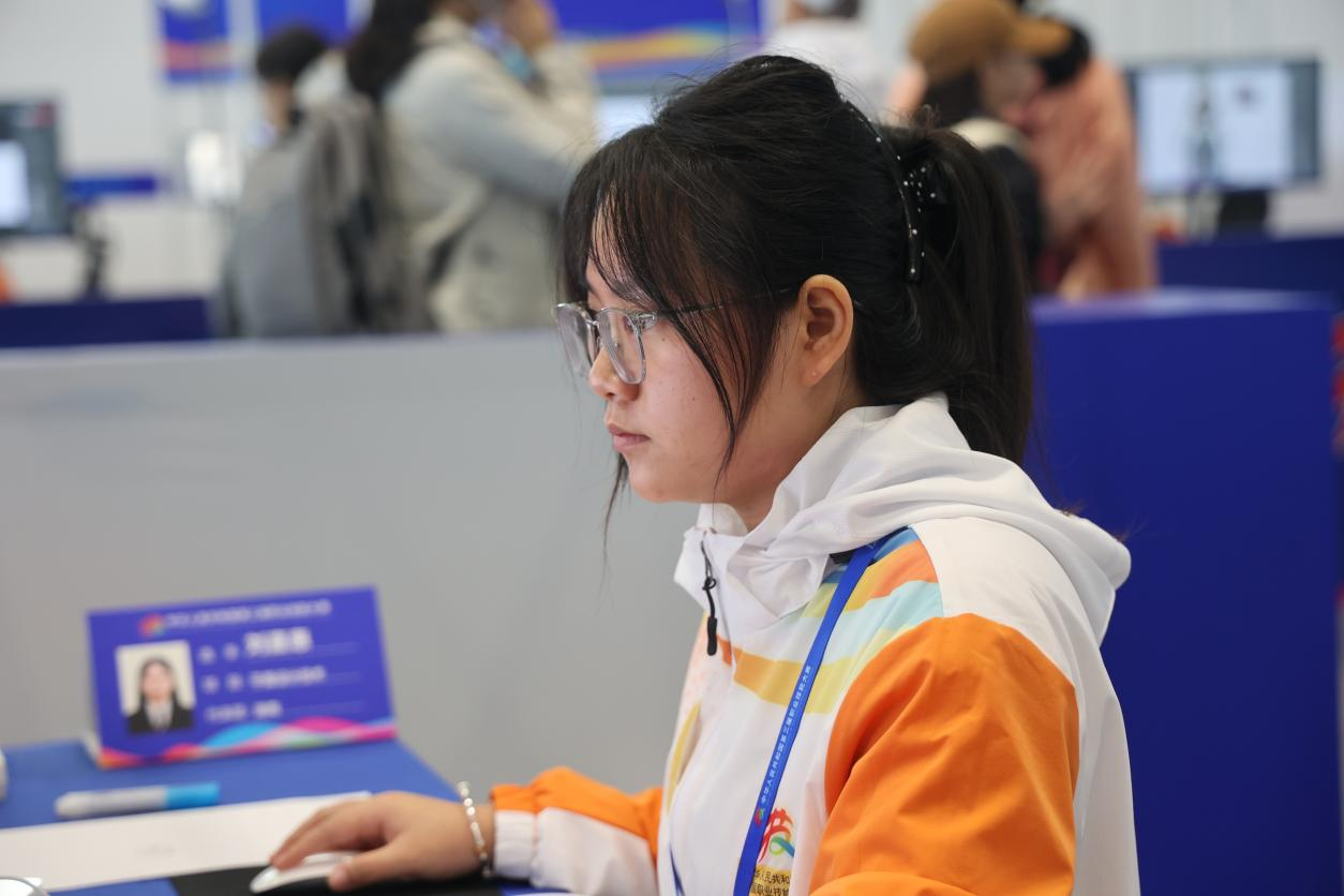 衡阳技师学院信息工程学院学子代表湖南出征国赛